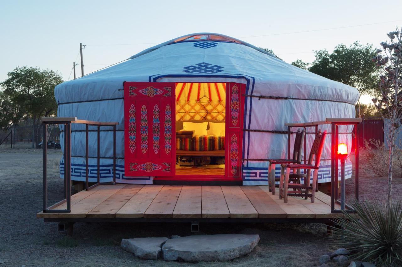 Вилла El Cosmico Марфа Экстерьер фото