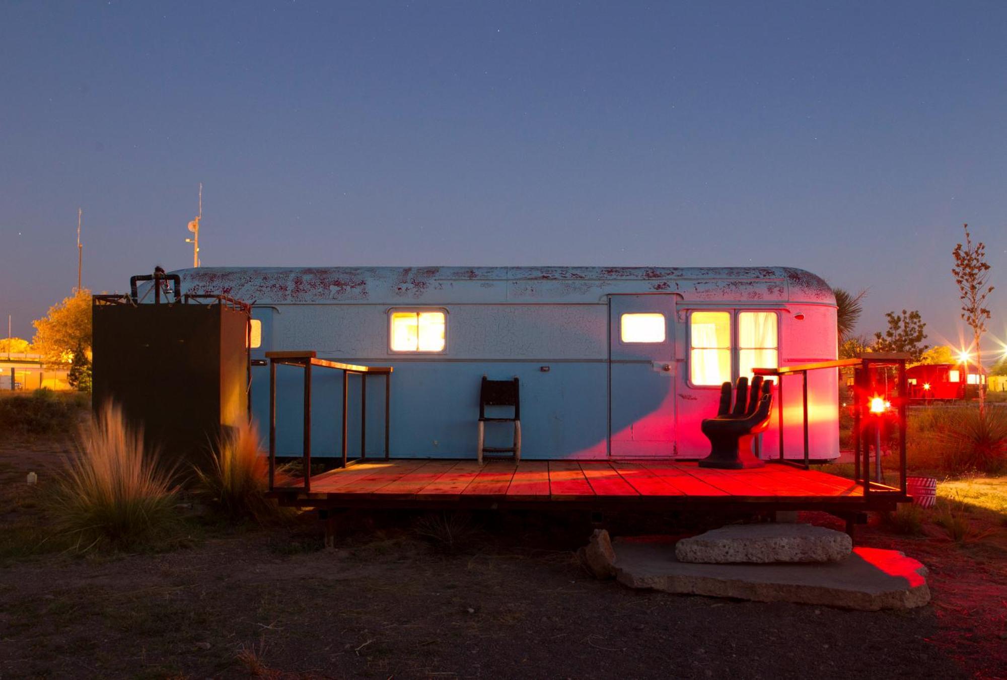 Вилла El Cosmico Марфа Экстерьер фото